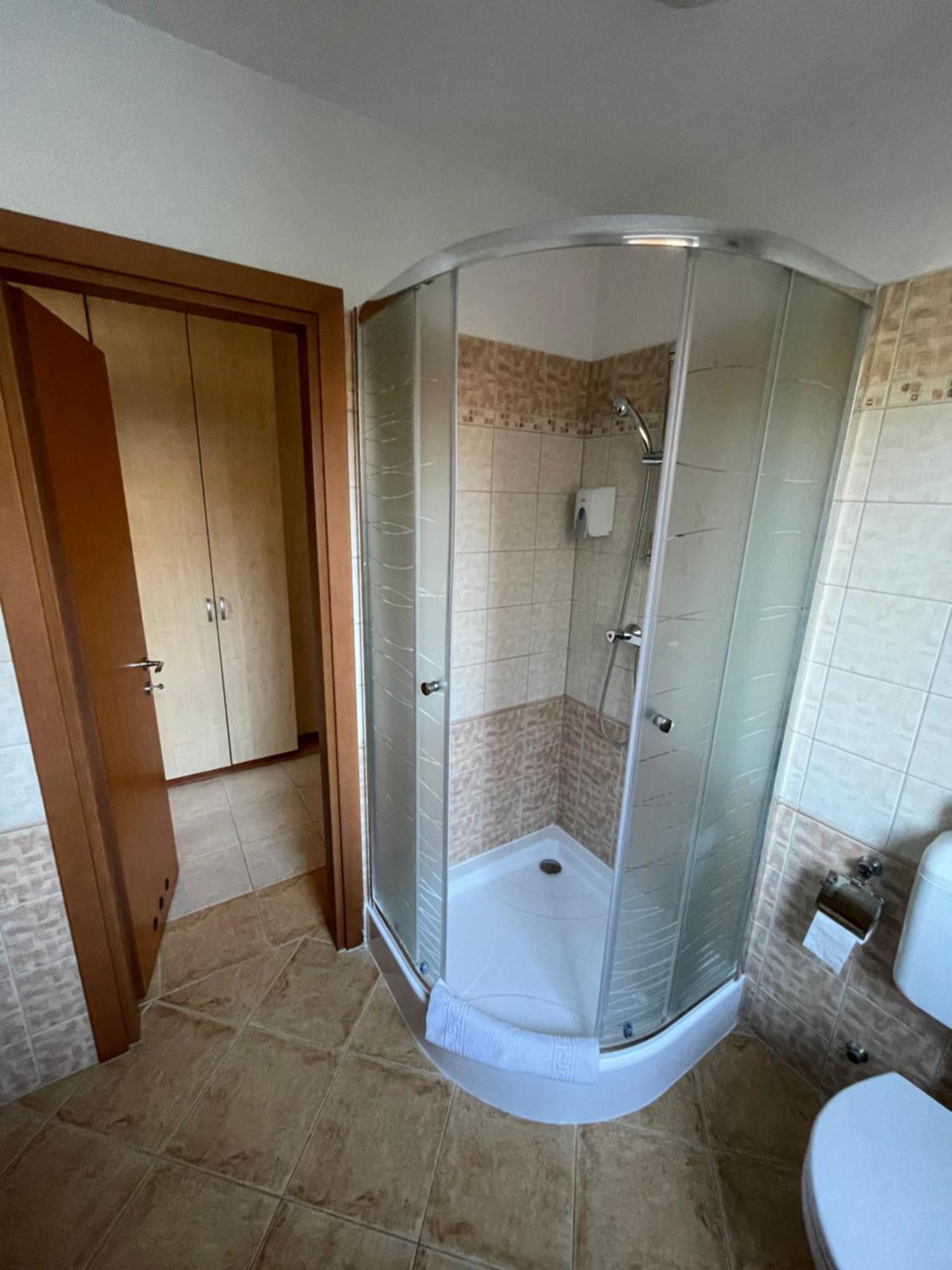 Garda Wellness Apartmanhaz Hévíz Chambre photo